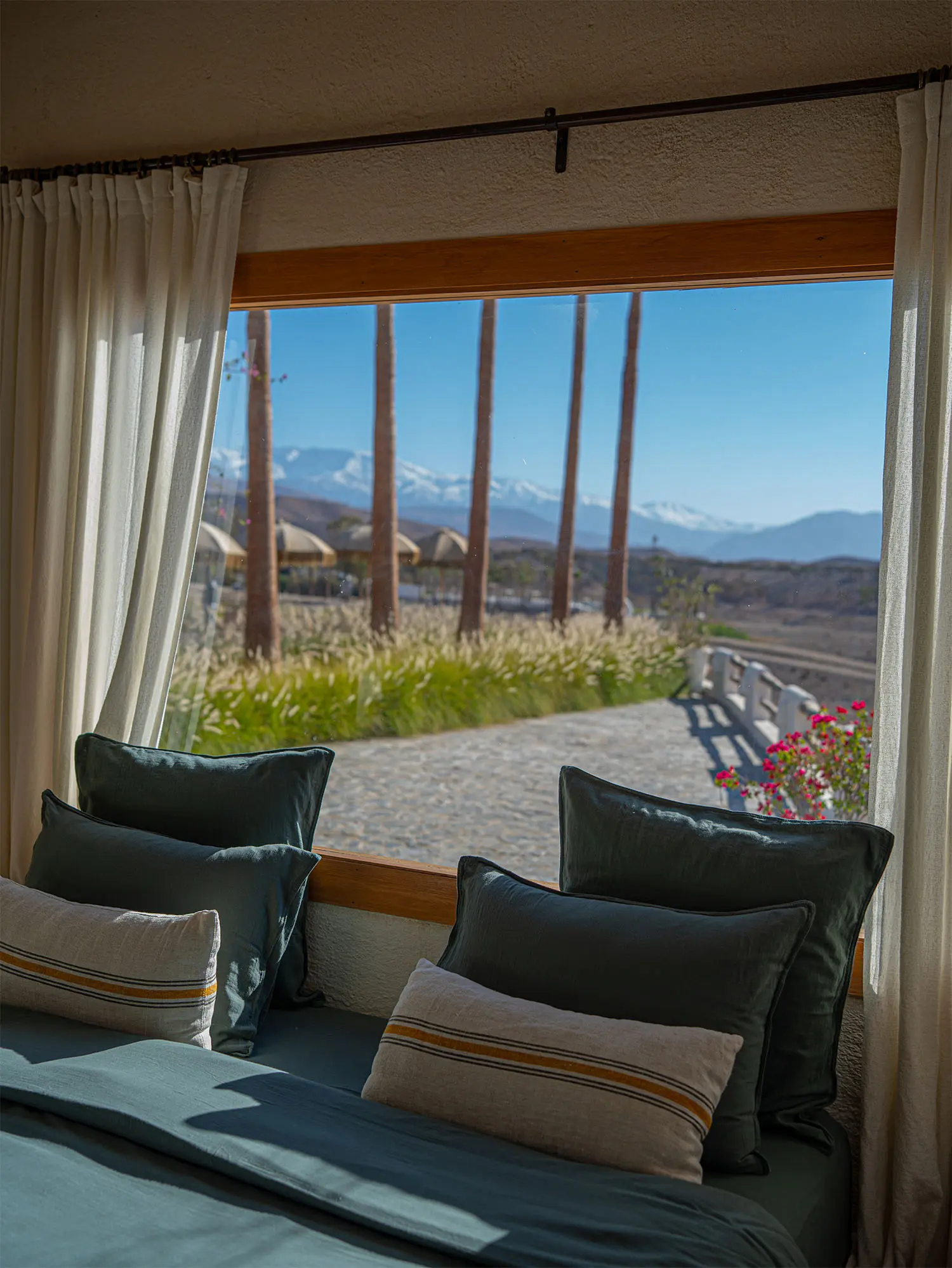 Lago Takerkoust cerca del desierto de Agafay y Marrakech