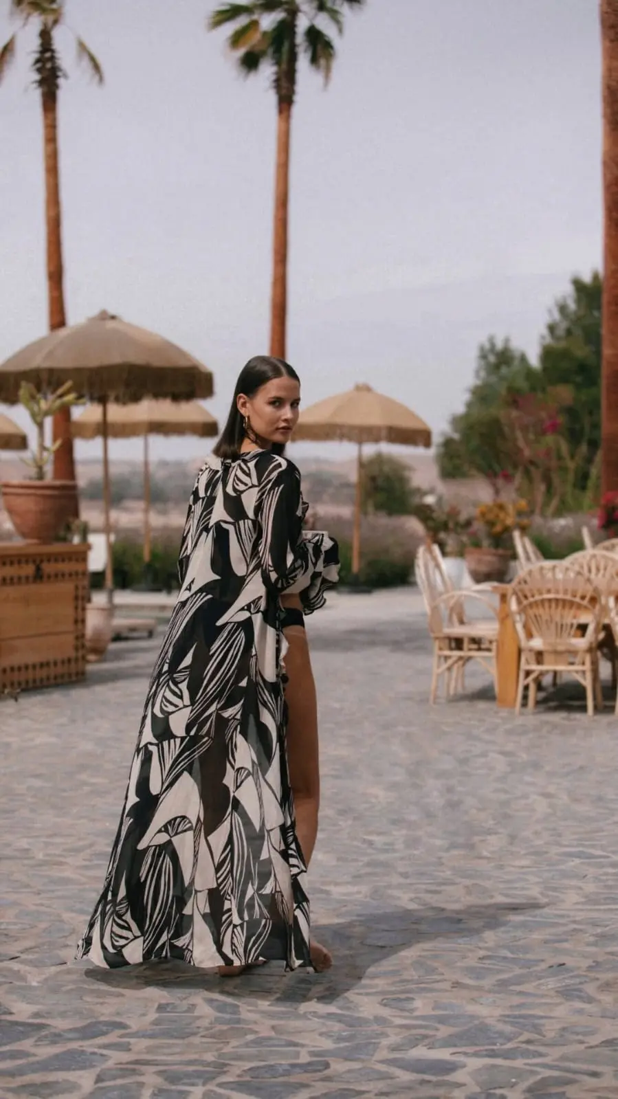 Couple photoshoot experience in the Agafay Desert